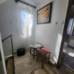 Apartment йони