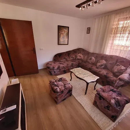 Apartment йони Tetewen