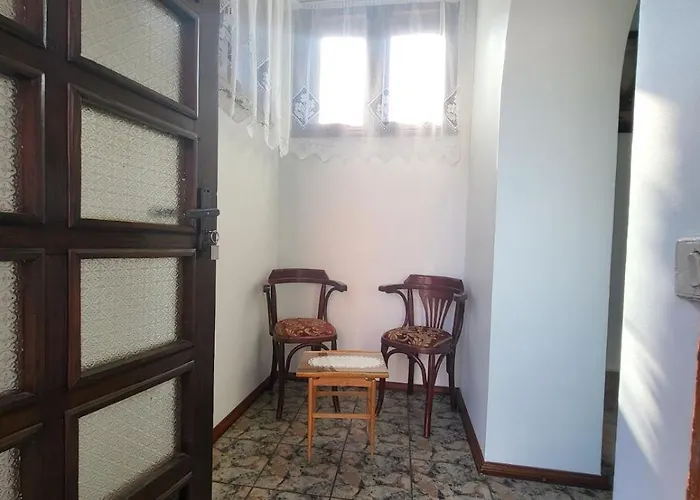 Apartment йони *